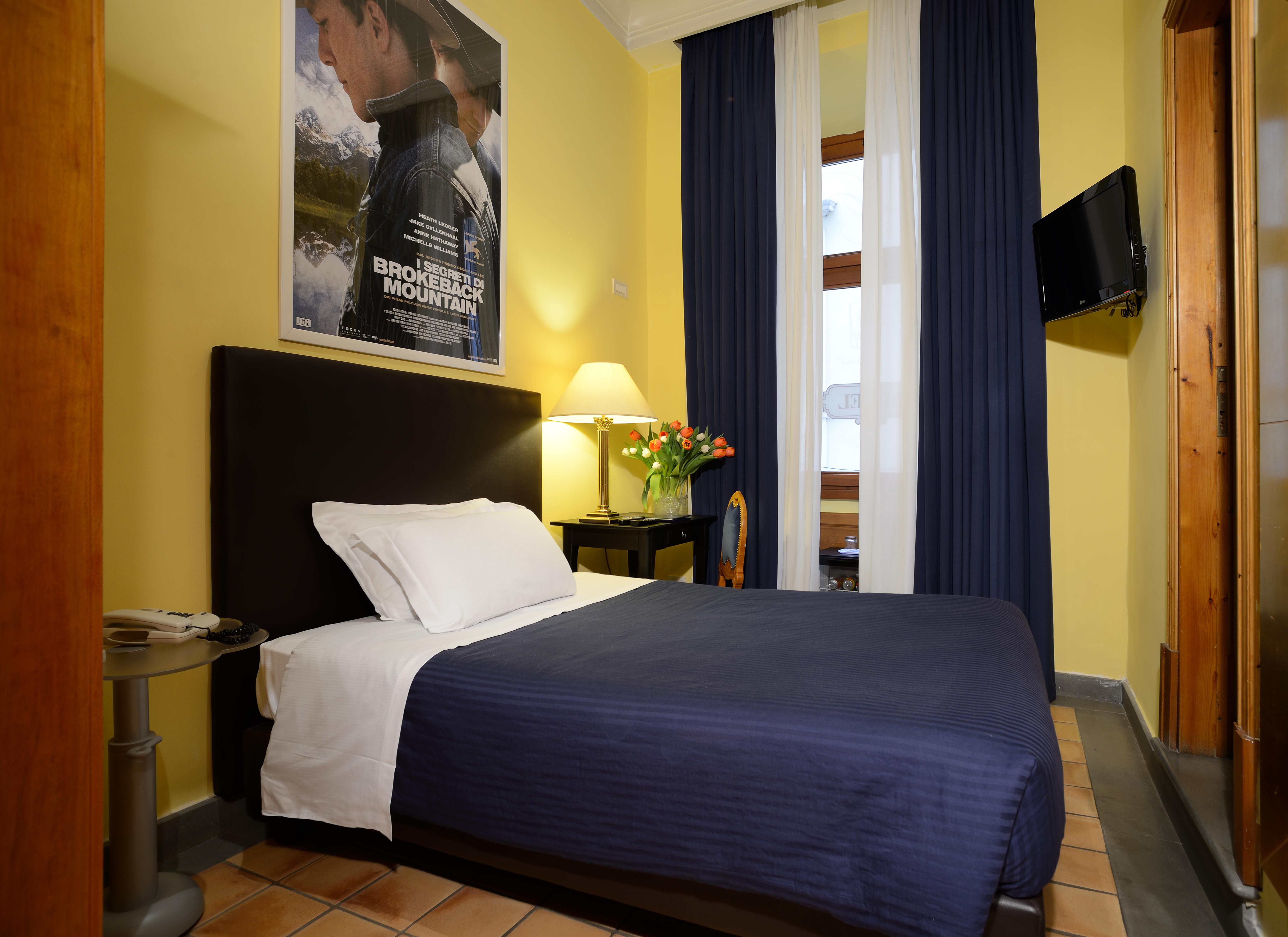 Hotel Locanda Cairoli — Photos 3